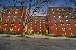 2 Windsor Terrace 6H, White Plains, NY 10601
