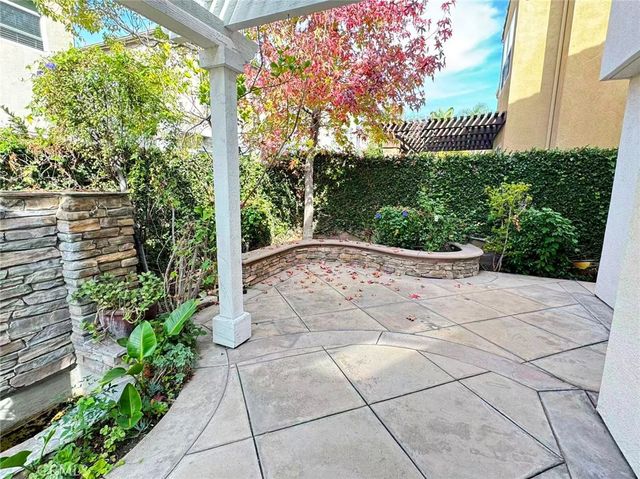 11 Carmichael, Irvine, CA 92602