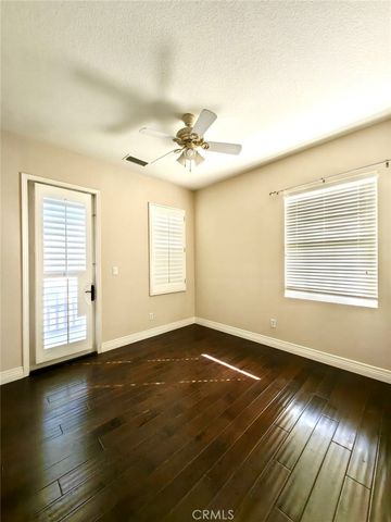 11 Carmichael, Irvine, CA 92602