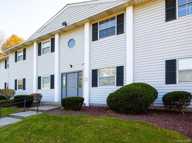 6 Yew Court A, Fishkill, NY 12524