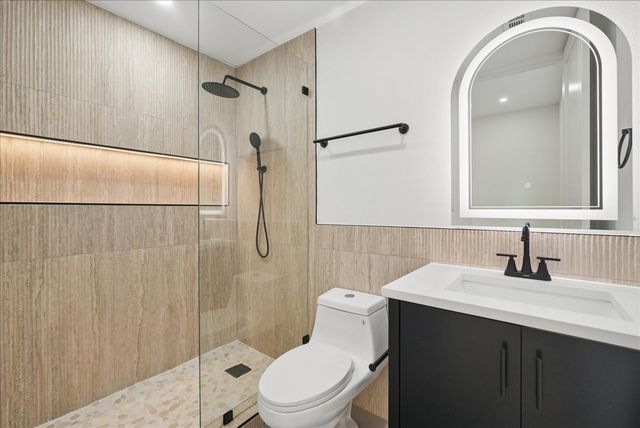 1825 Pollard Street, Dallas, TX 75208