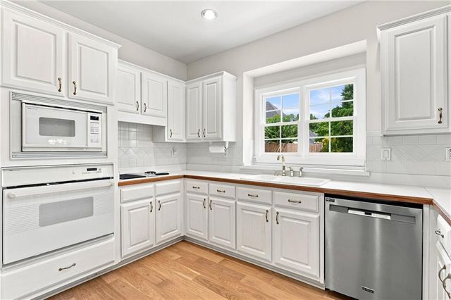 315 Arbor Creek Trail, Roswell, GA 30076
