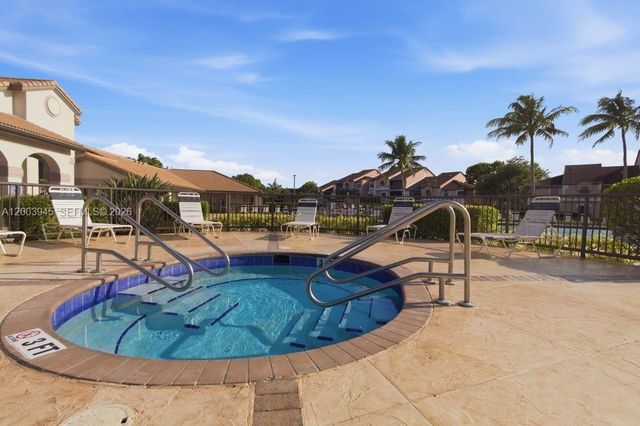 10790 NW 14th St 184, Plantation, FL 33322