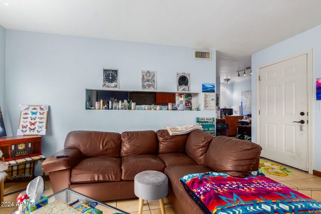 3422 N 12TH Place, Phoenix, AZ 85014