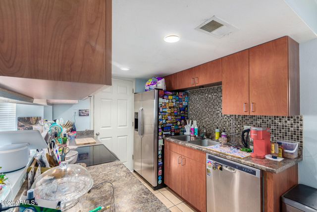 3422 N 12TH Place, Phoenix, AZ 85014