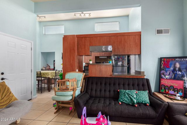 3422 N 12TH Place, Phoenix, AZ 85014