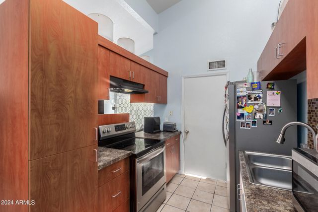 3422 N 12TH Place, Phoenix, AZ 85014