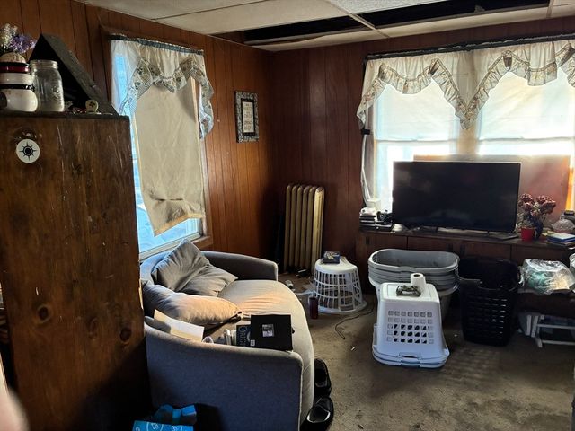 188 Windsor St, West Springfield, MA 01089