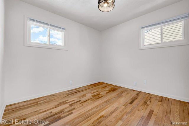 28367 Rosemont Street, Roseville, MI 48066