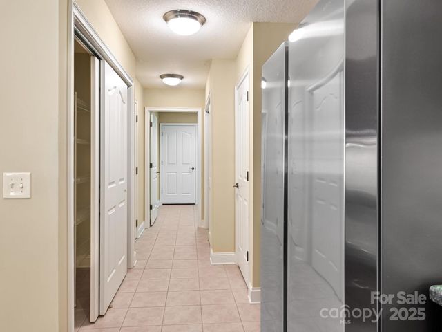 44 Braeburn Way, Flat Rock, NC 28731