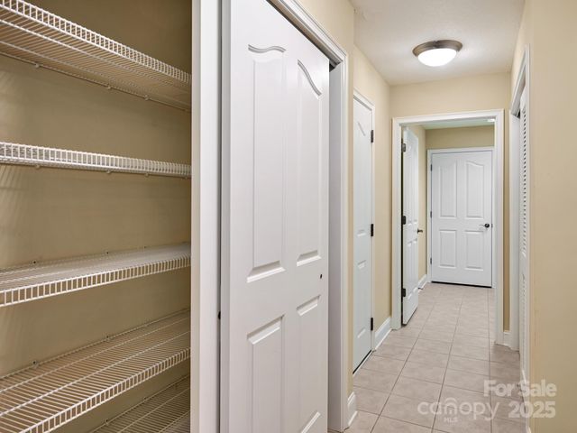 44 Braeburn Way, Flat Rock, NC 28731