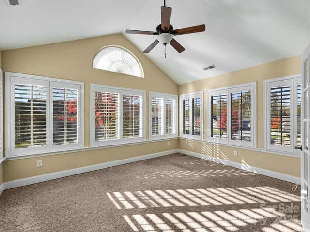 44 Braeburn Way, Flat Rock, NC 28731