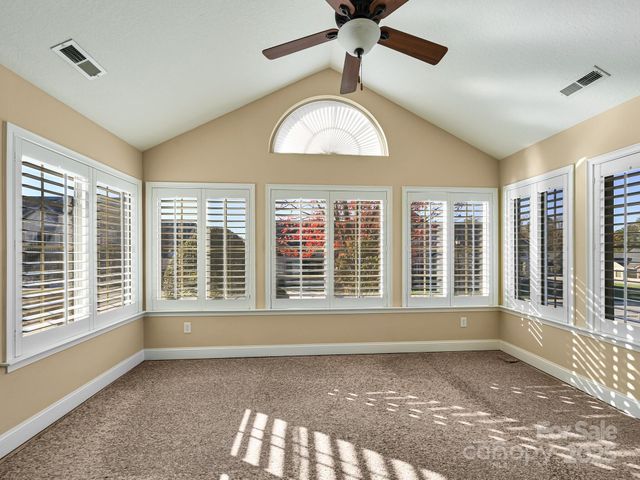 44 Braeburn Way, Flat Rock, NC 28731