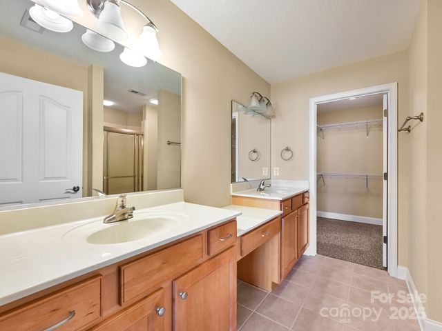 44 Braeburn Way, Flat Rock, NC 28731