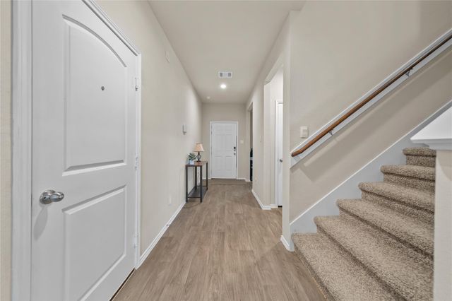 40607 Creekside Bluff Trail, Magnolia, TX 77354