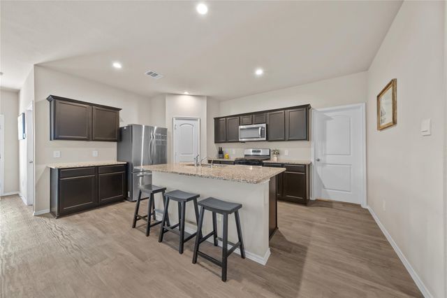 40607 Creekside Bluff Trail, Magnolia, TX 77354