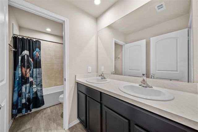 40607 Creekside Bluff Trail, Magnolia, TX 77354