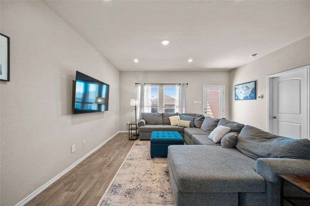 40607 Creekside Bluff Trail, Magnolia, TX 77354