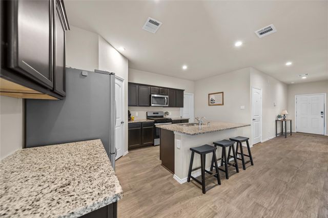 40607 Creekside Bluff Trail, Magnolia, TX 77354