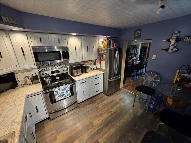 135 Railroad Street, Catasauqua Boro, PA 18032