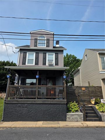 135 Railroad Street, Catasauqua Boro, PA 18032