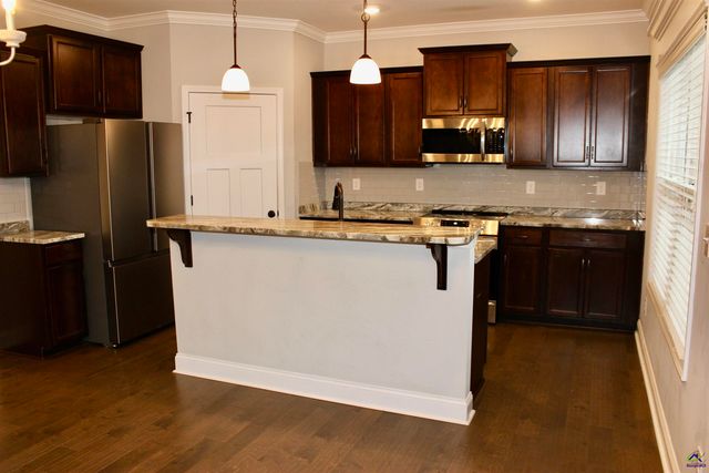 631 Samantha Brooke Way, Bonaire, GA 31005