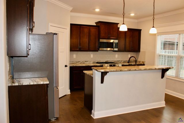 631 Samantha Brooke Way, Bonaire, GA 31005