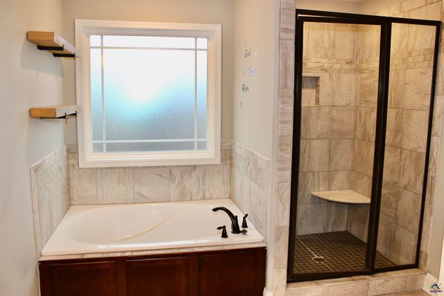 631 Samantha Brooke Way, Bonaire, GA 31005