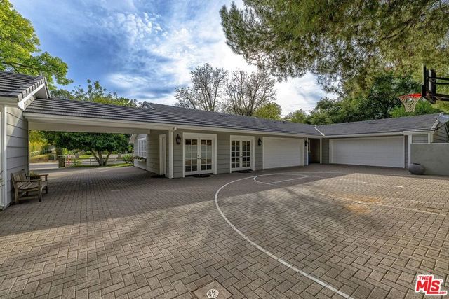 24317 Bridle Trail Road, Hidden Hills, CA 91302