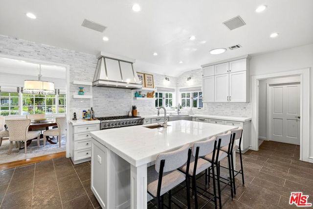 24317 Bridle Trail Road, Hidden Hills, CA 91302