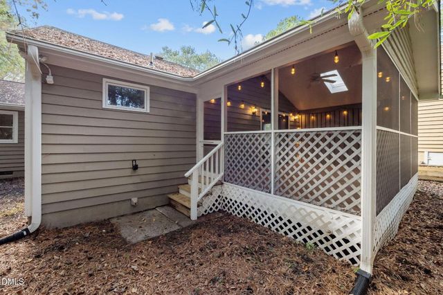 34 Clover Drive, Chapel Hill, NC 27517