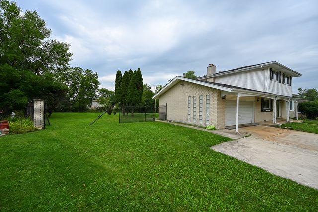 16417 Blair Lane, Oak Forest, IL 60452
