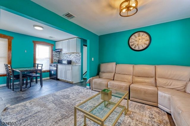 79 Belmont Ave, Garfield City, NJ 07026