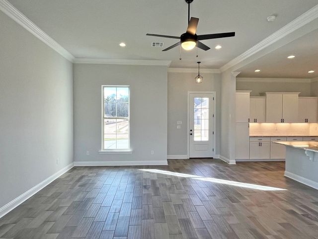 273 Woodcrest Drive, Stonewall, LA 71078