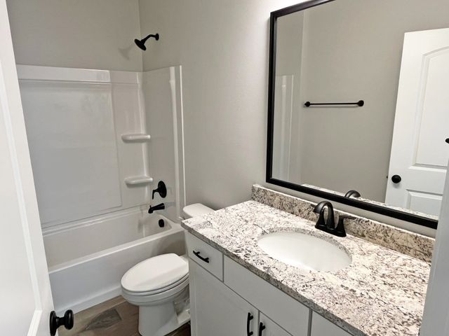 273 Woodcrest Drive, Stonewall, LA 71078