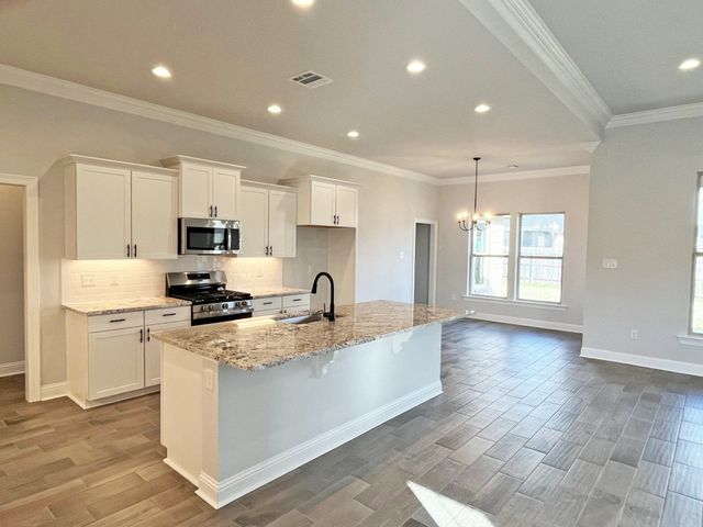 273 Woodcrest Drive, Stonewall, LA 71078