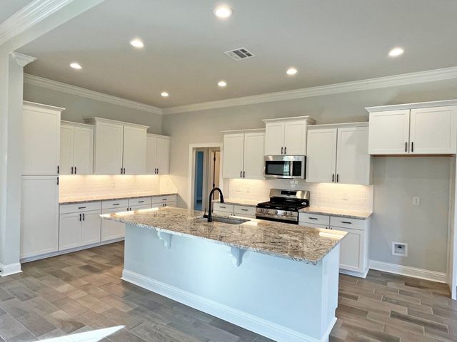 273 Woodcrest Drive, Stonewall, LA 71078