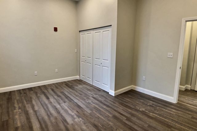 82 Concord St 4C, Framingham, MA 01702