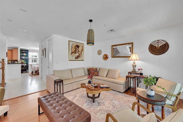 1614 NE 9th Street, Fort Lauderdale, FL 33304