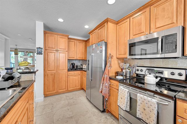 1614 NE 9th Street, Fort Lauderdale, FL 33304