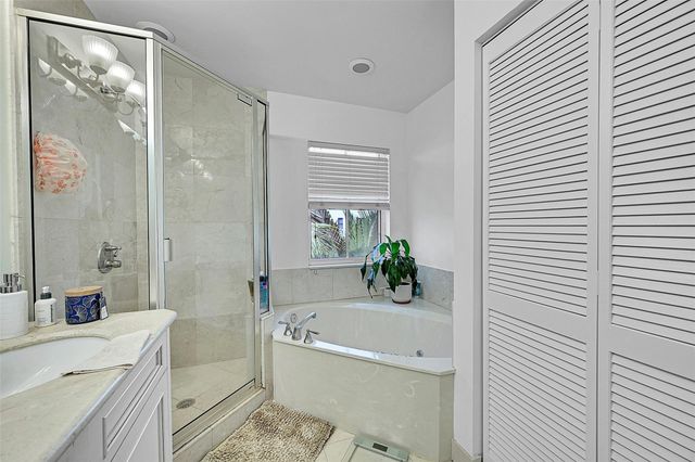 1614 NE 9th Street, Fort Lauderdale, FL 33304