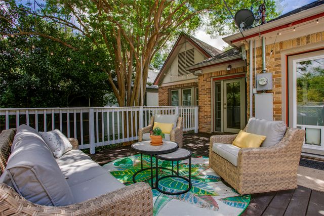919 Salmon Drive, Dallas, TX 75208