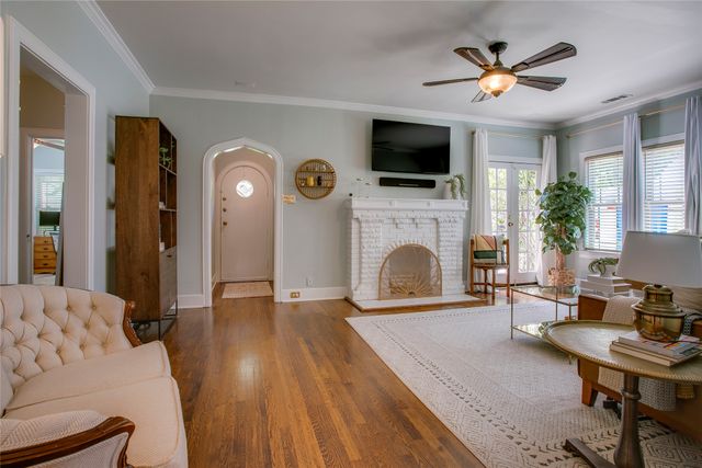 919 Salmon Drive, Dallas, TX 75208