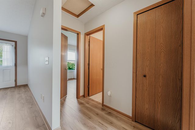 2557 Locksley Road, Grove City, OH 43123
