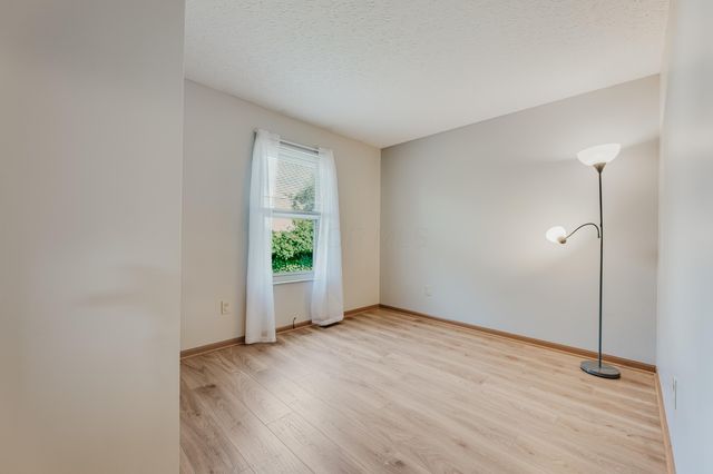 2557 Locksley Road, Grove City, OH 43123