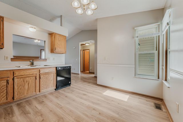 2557 Locksley Road, Grove City, OH 43123