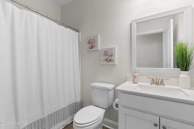 1425 N Middleton Drive NW, Calabash, NC 28467