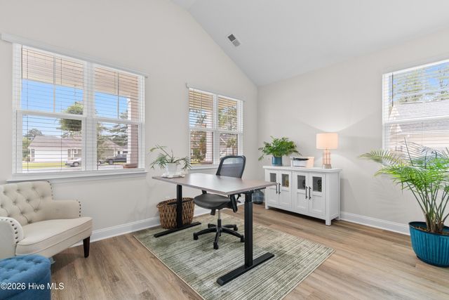 1425 N Middleton Drive NW, Calabash, NC 28467