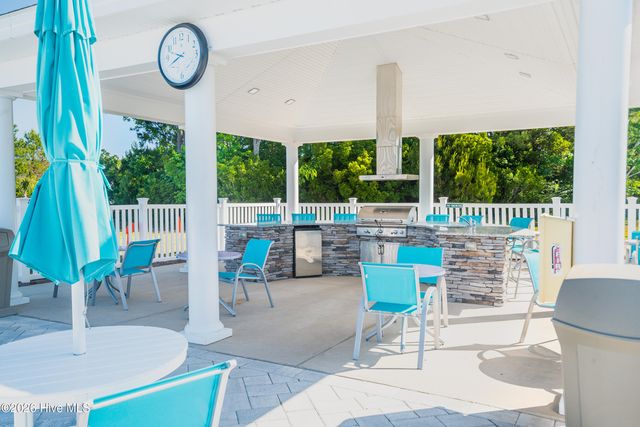1425 N Middleton Drive NW, Calabash, NC 28467