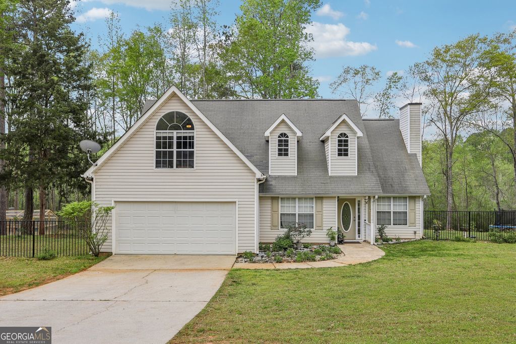 2014 Big Cypress Lane, Locust Grove, GA 30248